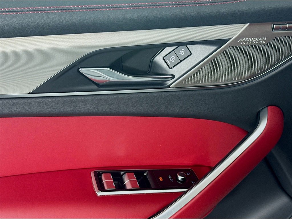 New 2026 Jaguar F-PACE R-Dynamic S image 17