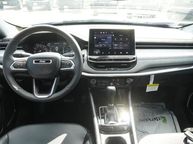 Certified 2023 Jeep Compass Latitude AWD/4WD image 15