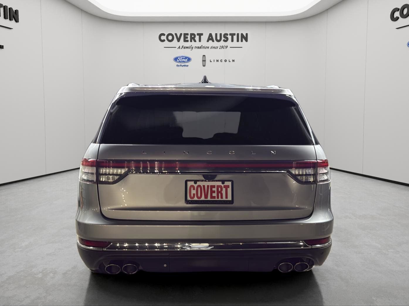 Used 2021 Lincoln Aviator Reserve w/ Equipment Group 202A image 4