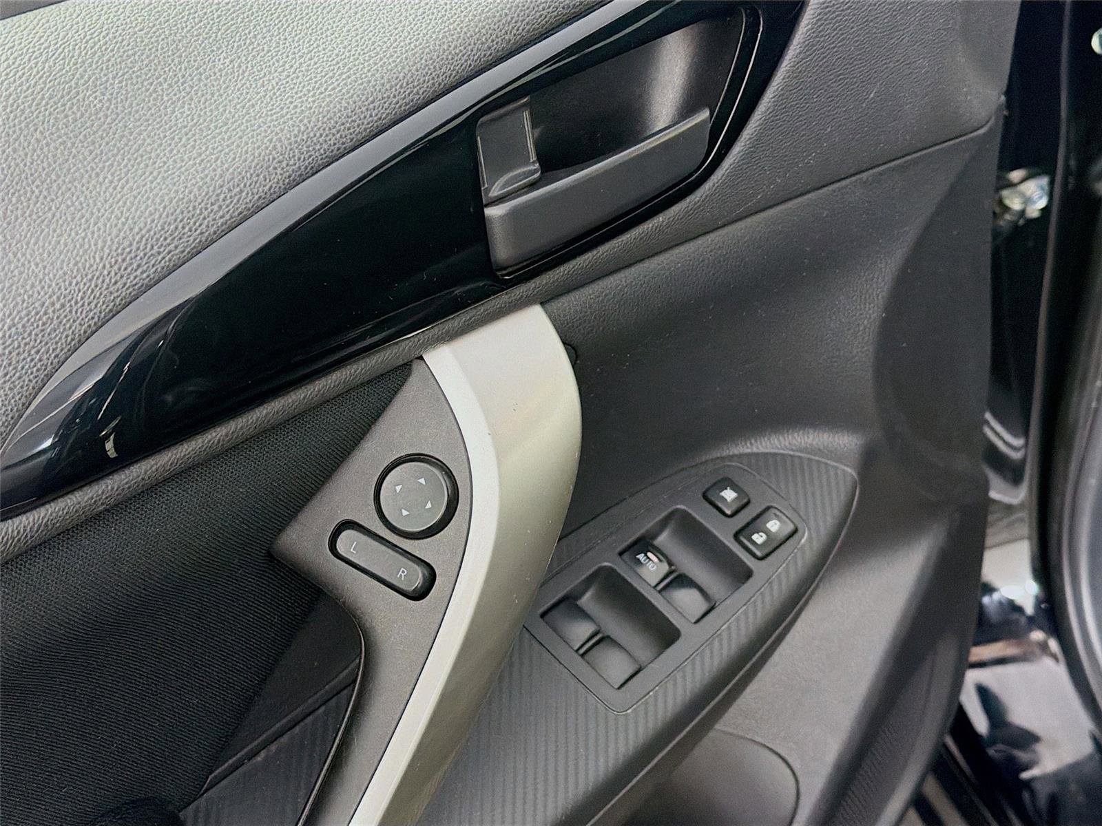 Used 2024 Mitsubishi Eclipse Cross ES AWD/4WD image 18