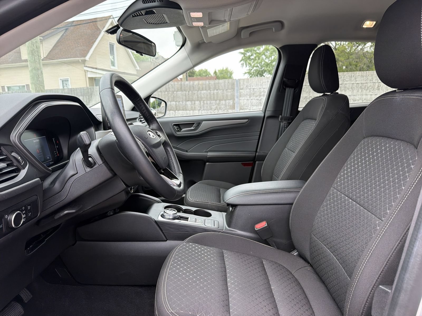 Used 2023 Ford Escape Active AWD/4WD image 12