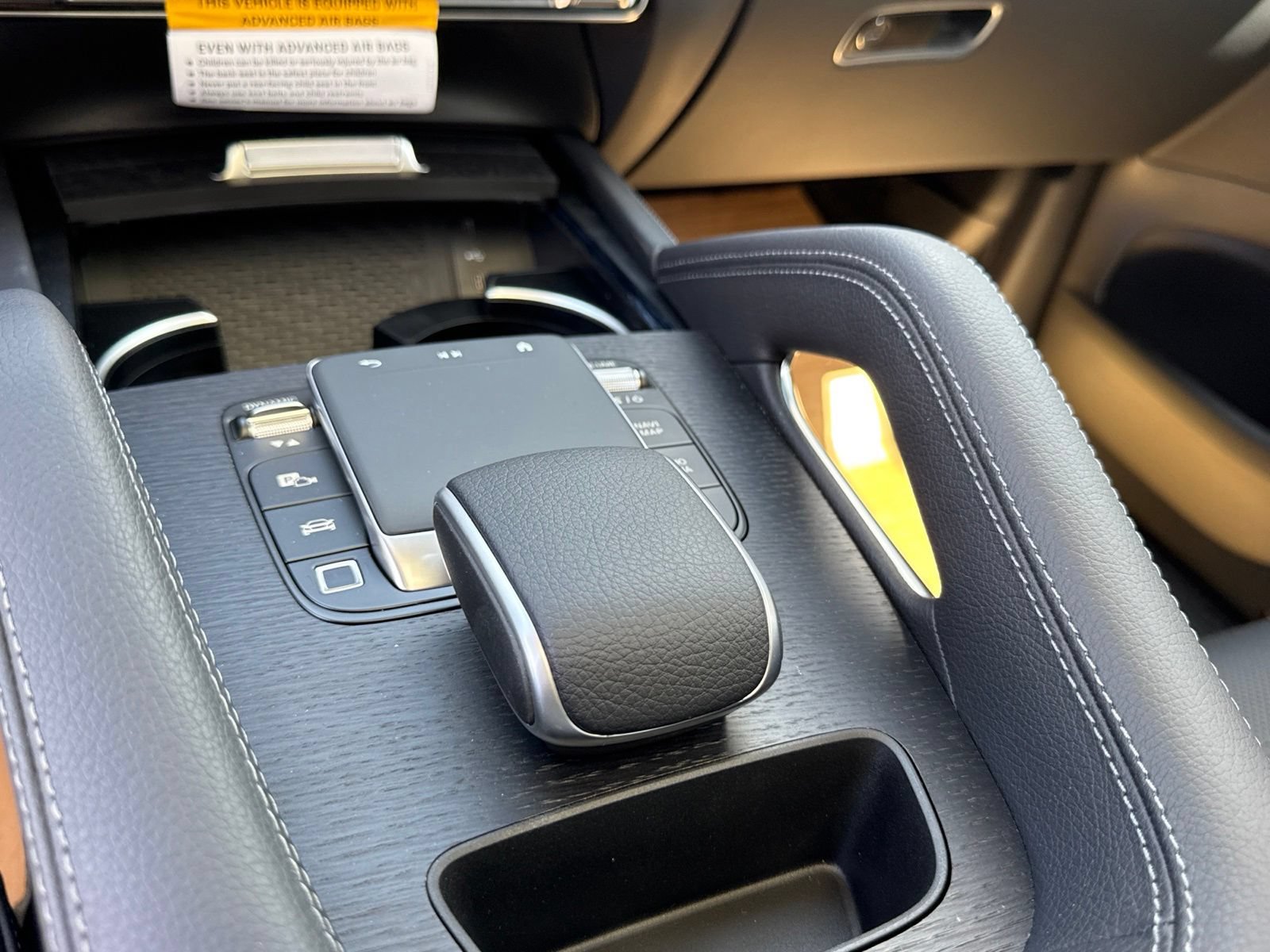 New 2026 Mercedes-Benz GLE 450e 4MATIC image 25