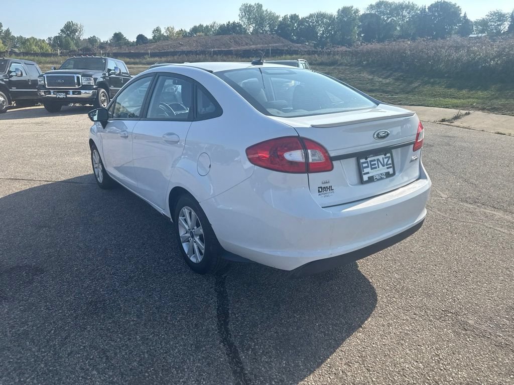 Used 2012 Ford Fiesta SE FWD image 5