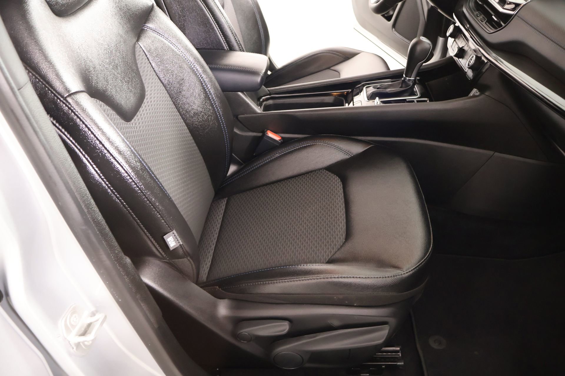 Used 2026 Jeep Compass Altitude image 13