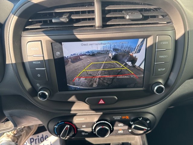 Certified 2025 Kia Soul LX image 14