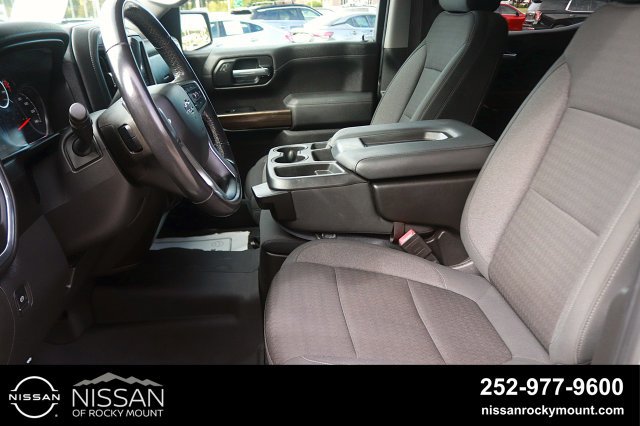 Used 2020 Chevrolet Silverado 1500 LT Trail Boss w/ Bed Protection Package AWD/4WD image 15