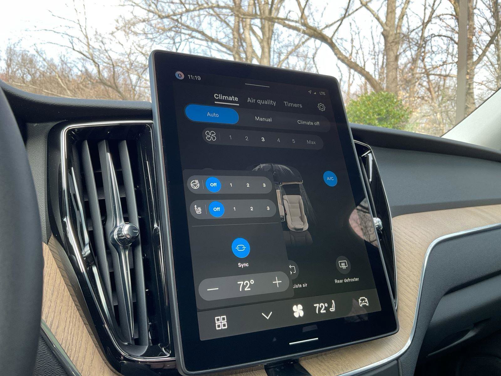 New 2026 Volvo XC60 B5 Plus w/ Climate Package image 20
