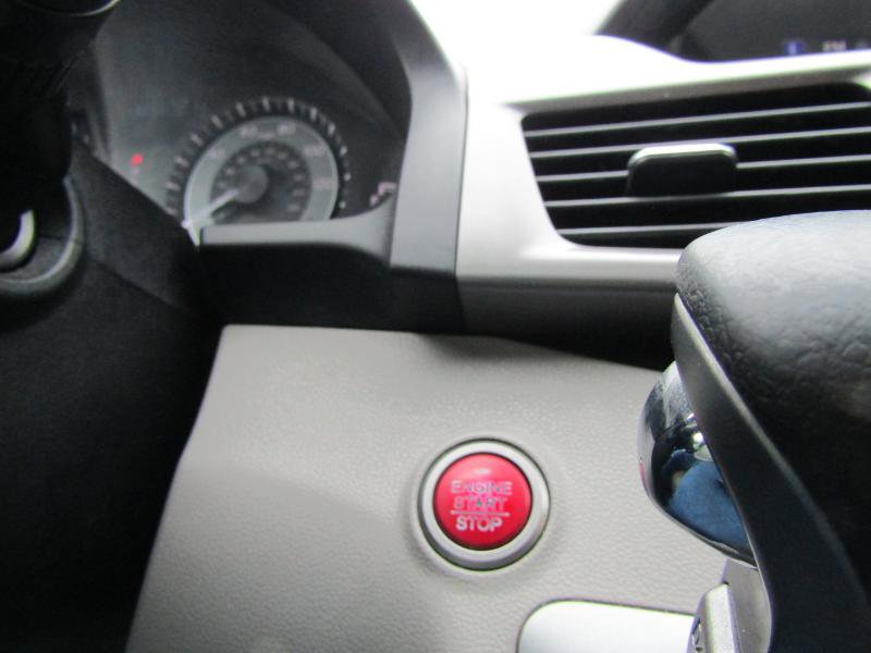 Used 2016 Honda Odyssey SE image 26