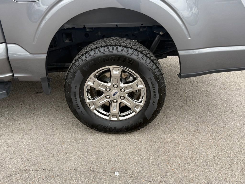 Used 2023 Ford F150 Lariat w/ Trailer Tow Package image 42