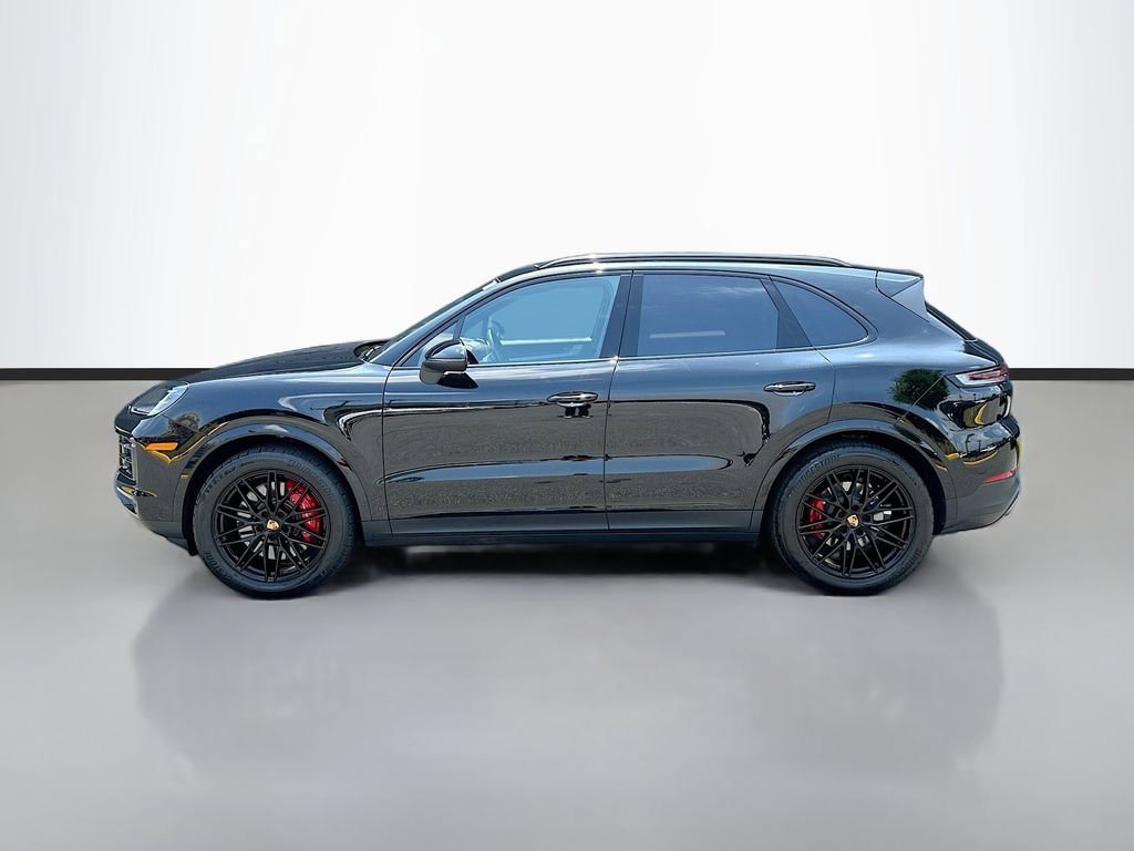 Certified 2024 Porsche Cayenne S AWD/4WD image 2