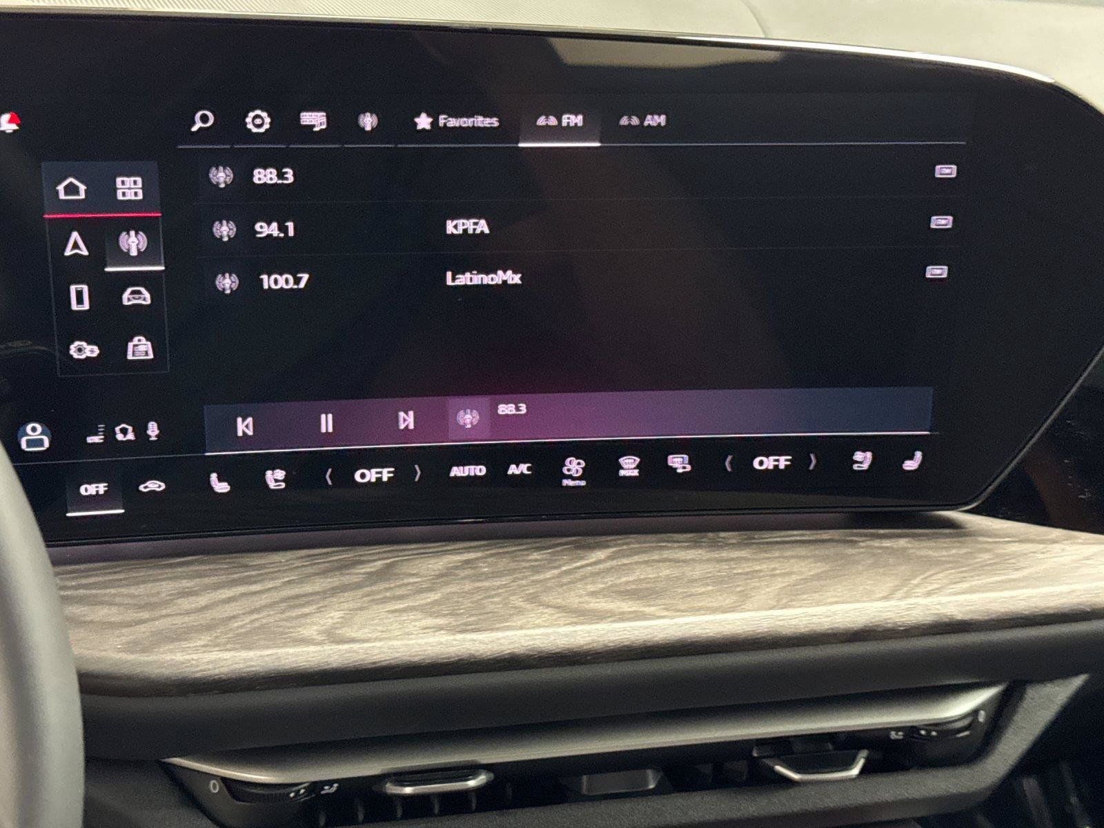 Used 2025 Audi Q5 Premium Plus w/ Premium Plus AWD/4WD image 18