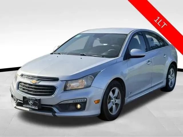 Used 2016 Chevrolet Cruze LT FWD image 3