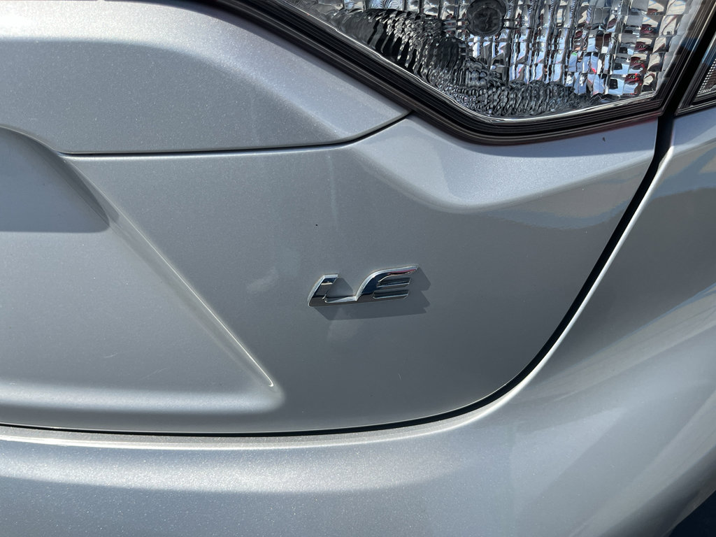 Used 2023 Toyota Corolla LE image 39