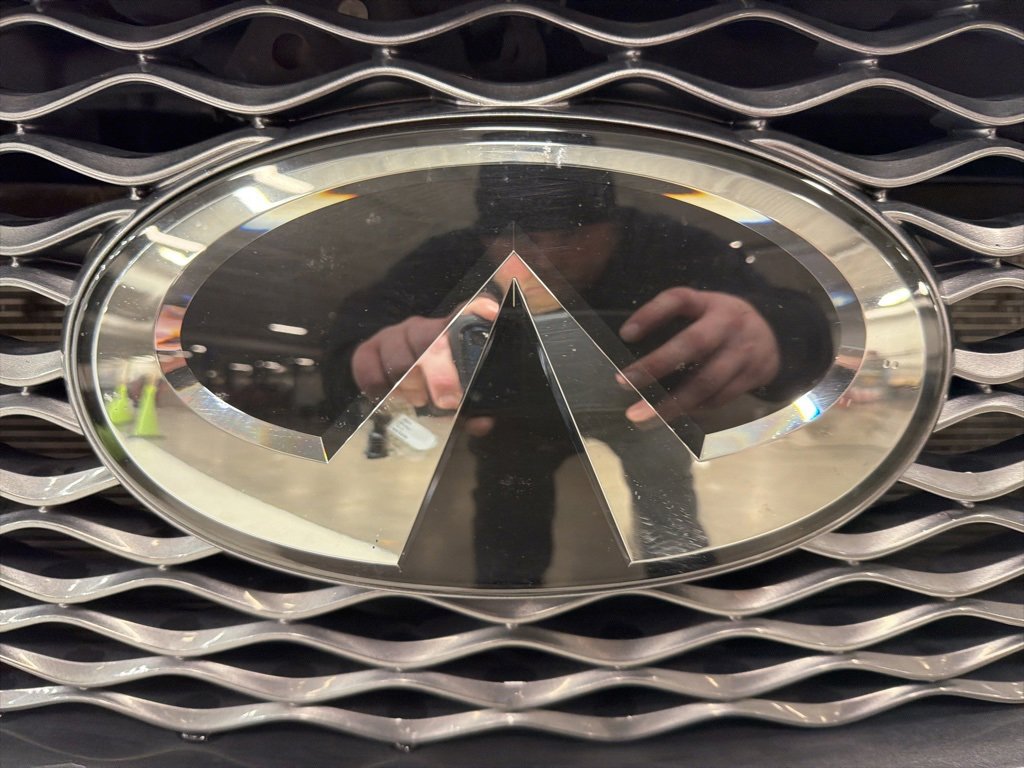 Used 2019 INFINITI QX50 Luxe w/ Navigation Package image 35