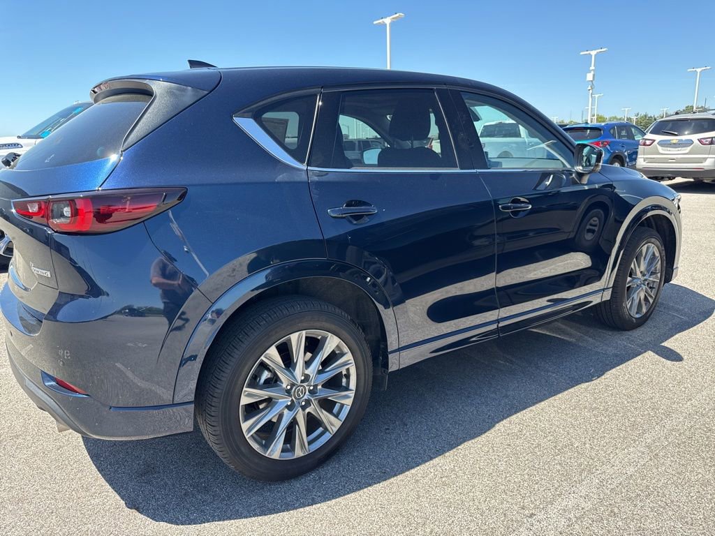 Used 2025 MAZDA CX-5 AWD 2.5 S w/ Premium Plus Pkg image 4