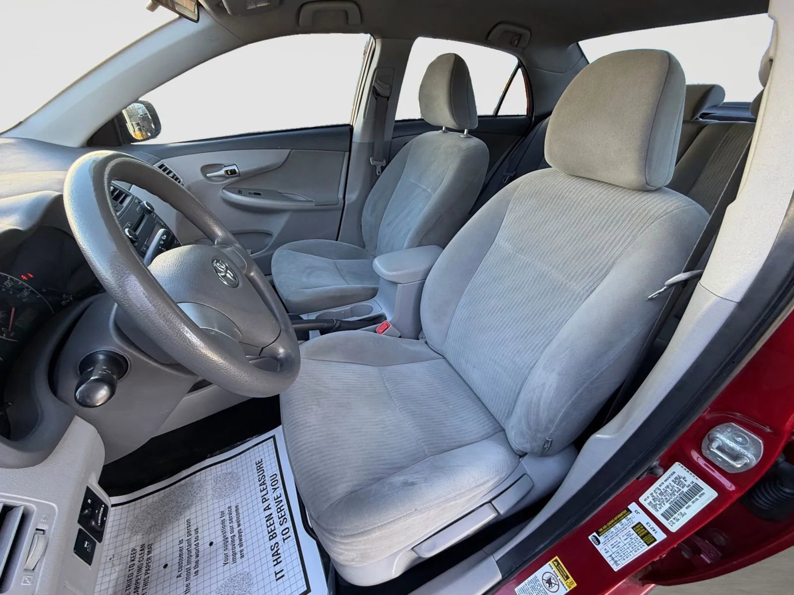 Used 2010 Toyota Corolla LE image 11