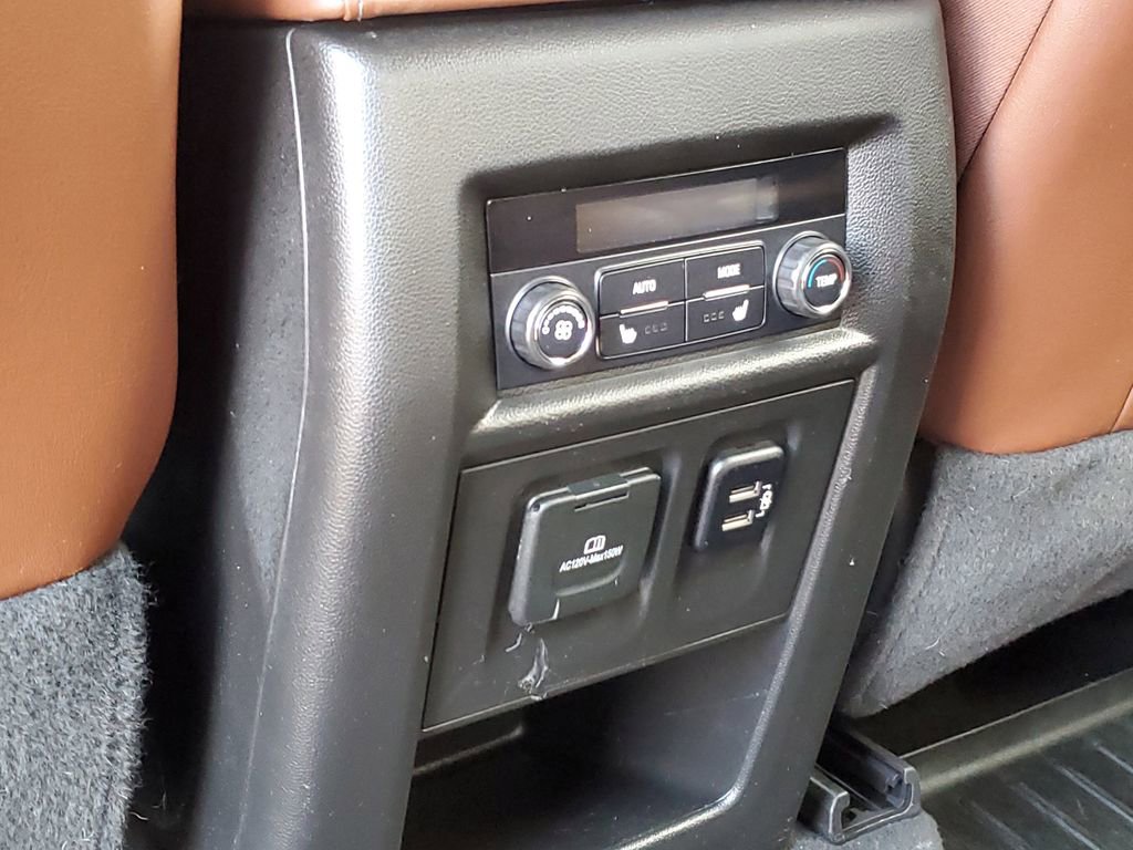 Used 2018 Chevrolet Traverse High Country image 32