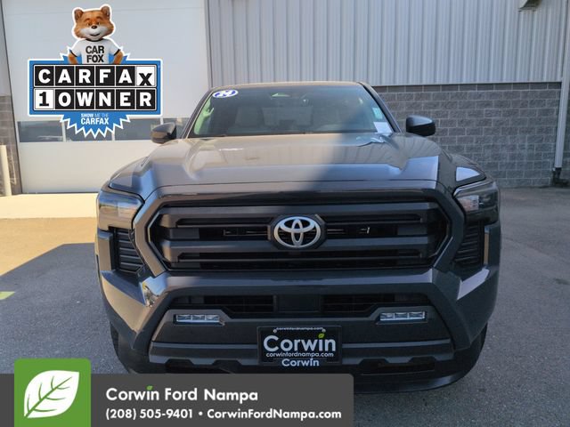 Used 2024 Toyota Tacoma SR5 AWD/4WD image 8