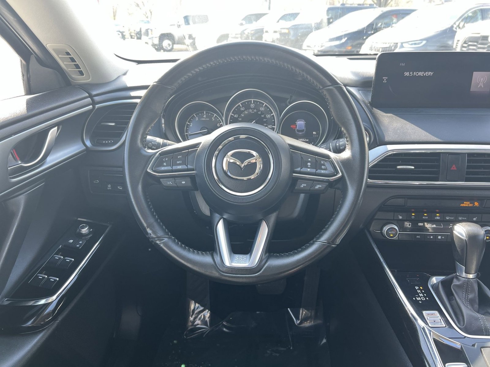 Used 2023 MAZDA CX-9 Touring image 16