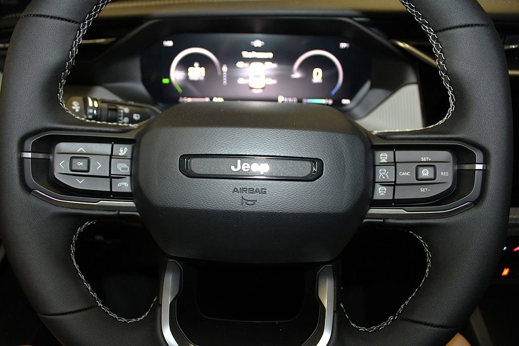New 2026 Jeep Cherokee Laredo AWD/4WD image 11