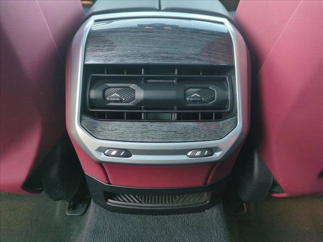 Certified 2023 BMW 740i image 18