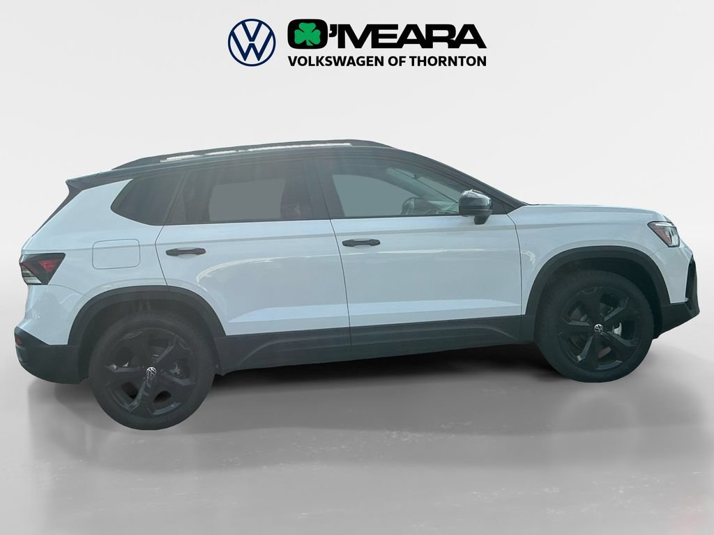 Used 2025 Volkswagen Taos SE AWD/4WD image 6