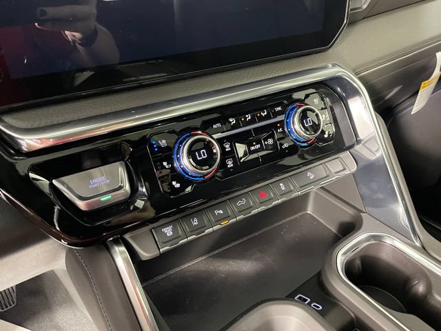 New 2026 GMC Sierra 3500 Denali w/ Denali Reserve Package AWD/4WD image 6