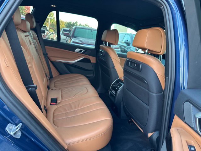 Used 2019 BMW X5 xDrive40i AWD/4WD image 25
