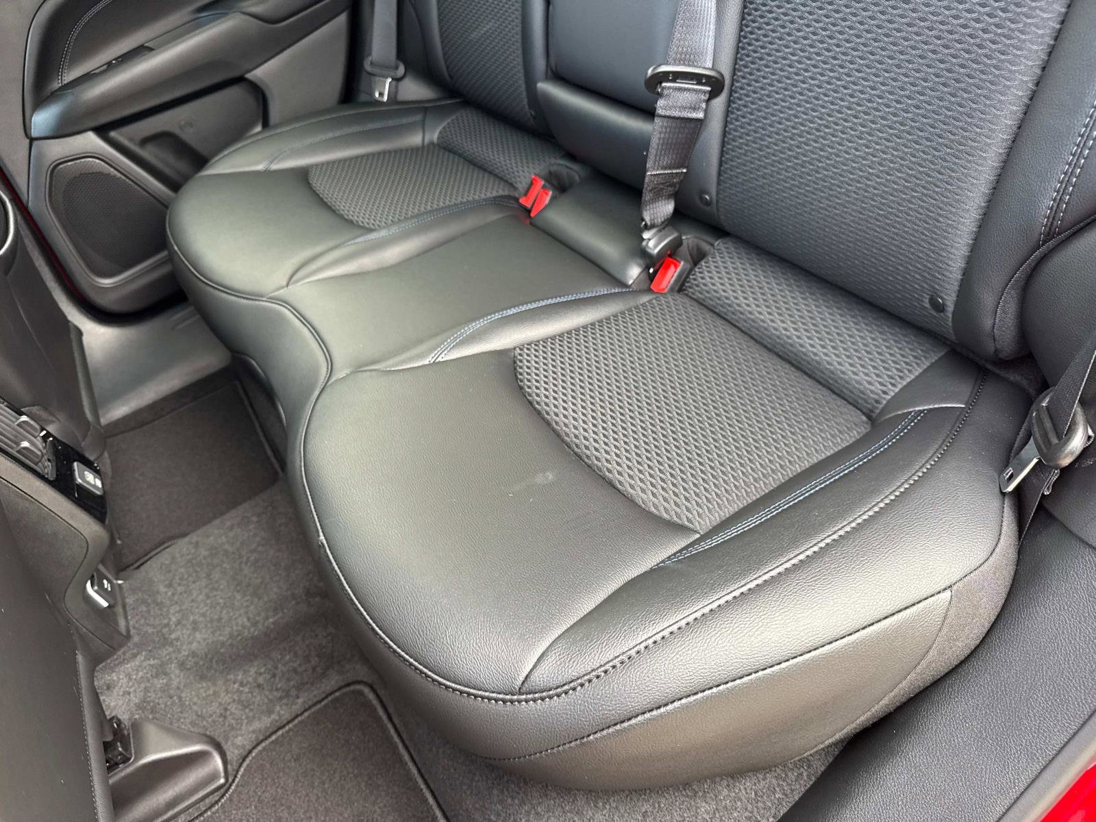 New 2026 Jeep Compass Latitude image 12