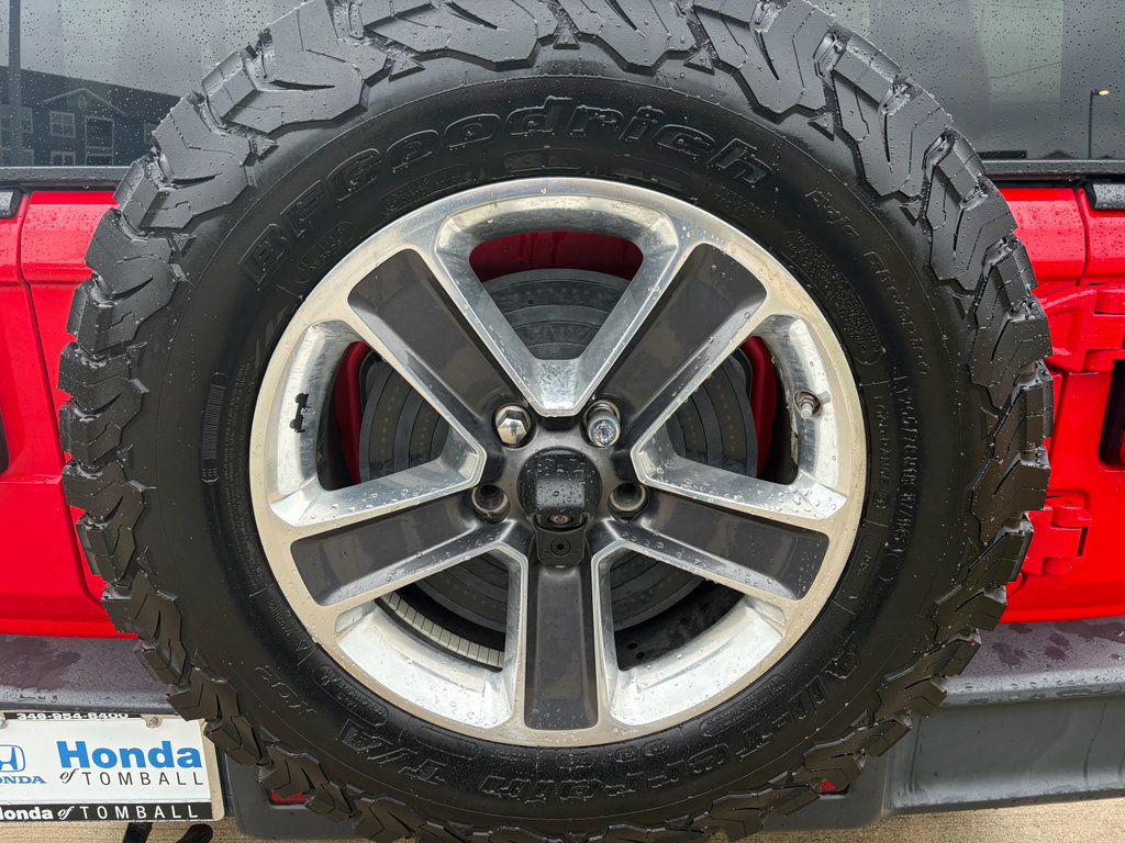 Used 2018 Jeep Wrangler Unlimited Sahara image 27