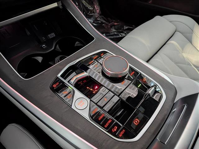 New 2026 BMW X5 xDrive50e w/ M Sport Package image 16