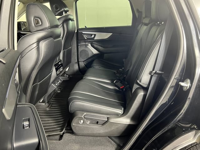 Used 2023 Acura MDX w/ Technology Package AWD/4WD image 25