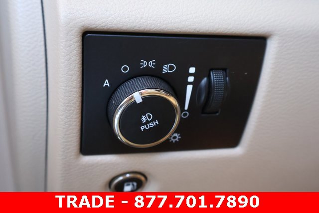 Used 2016 Jeep Grand Cherokee Overland image 20