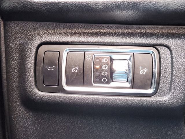 Used 2023 Lincoln Corsair Reserve w/ Equipment Group 201A FWD image 22