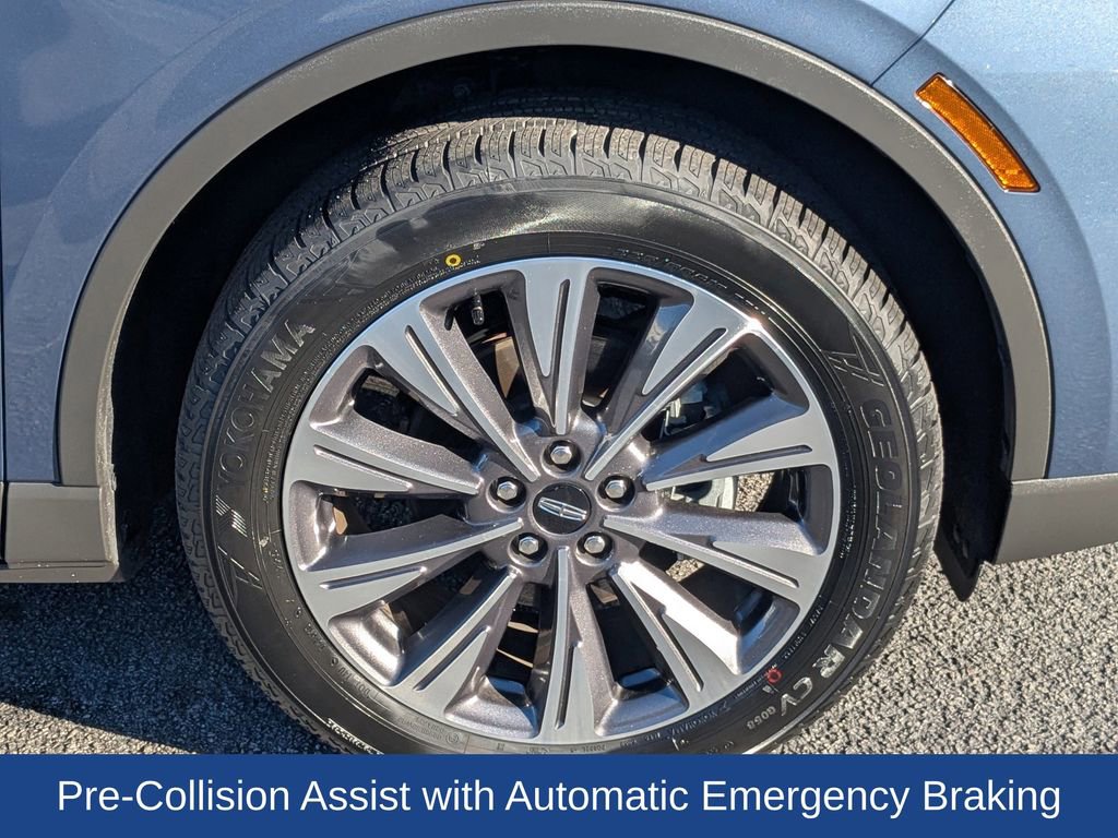 Used 2022 Lincoln Corsair Reserve w/ Elements Package image 11