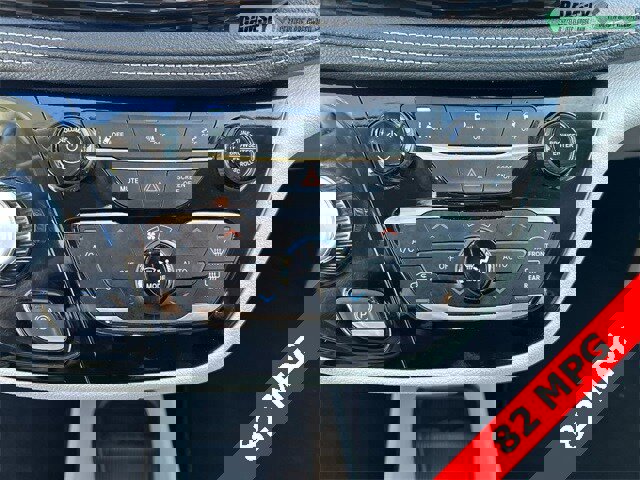 Certified 2024 Chrysler Pacifica Select image 21