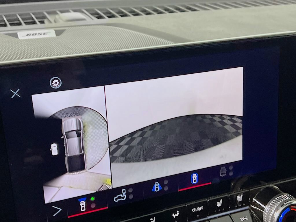 Certified 2025 GMC Canyon AT4 w/ Nightfall Edition image 11