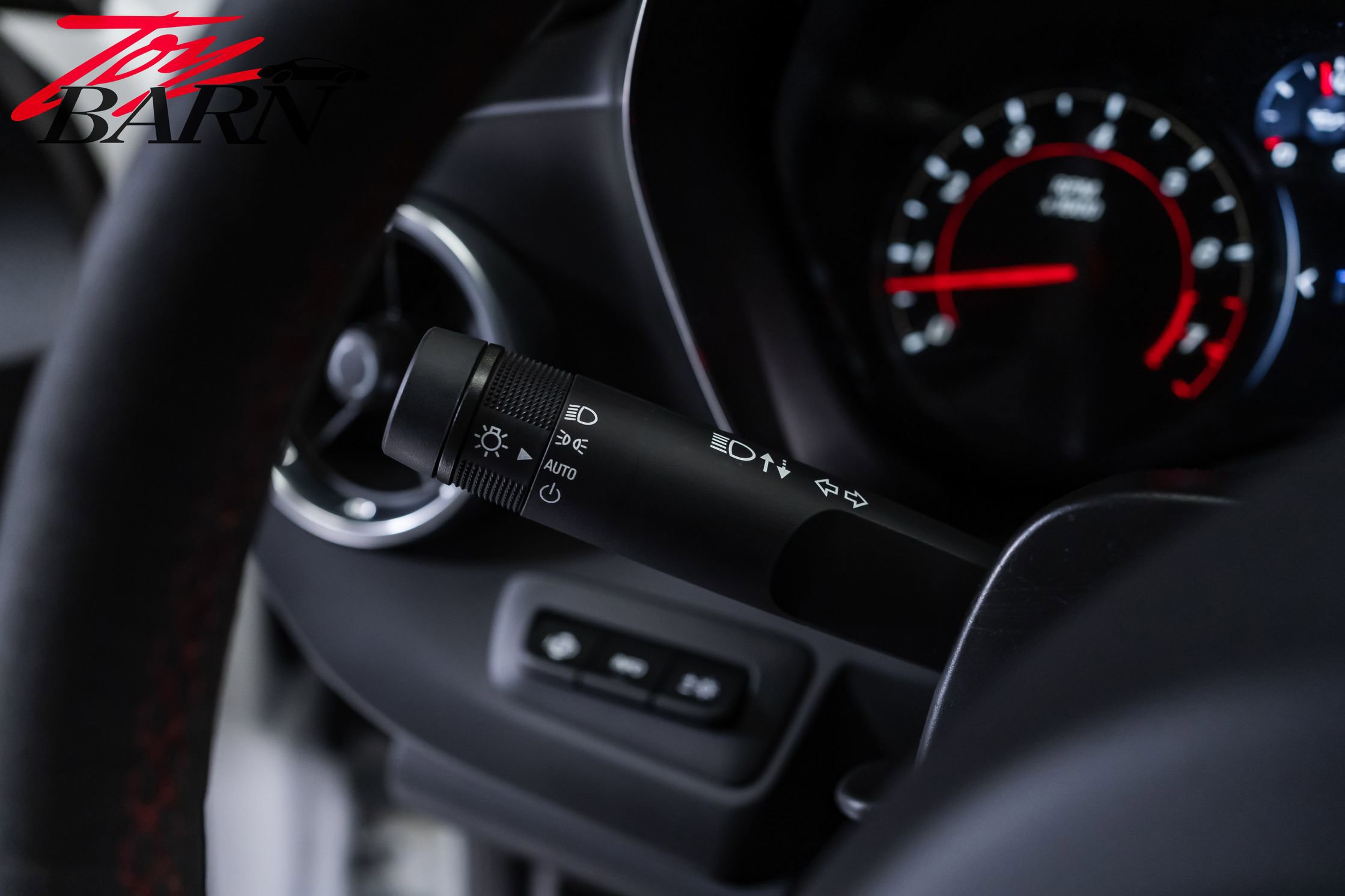 Used 2020 Chevrolet Camaro ZL1 RWD image 37
