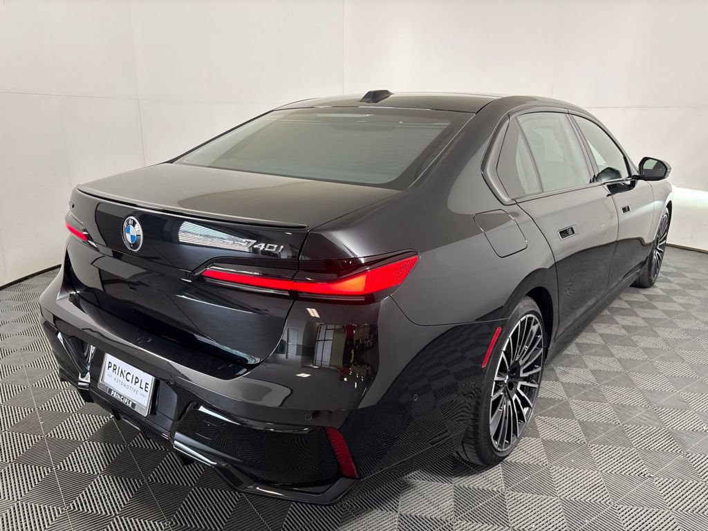 Used 2026 BMW 740i xDrive w/ Executive Package AWD/4WD image 5
