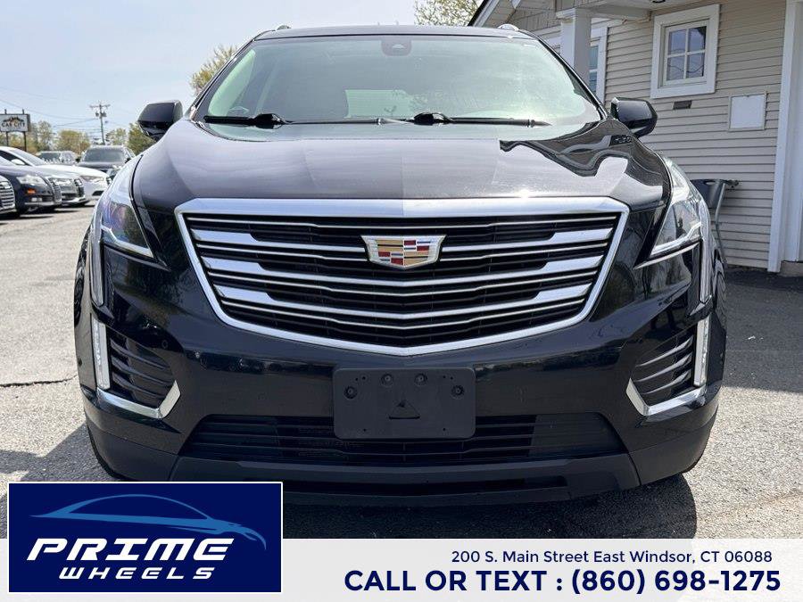 Used 2019 Cadillac XT5 Premium Luxury w/ Driver Assist Package AWD/4WD image 2
