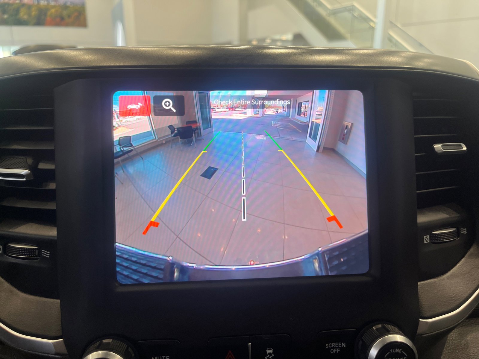 Used 2024 RAM 2500 Big Horn image 32