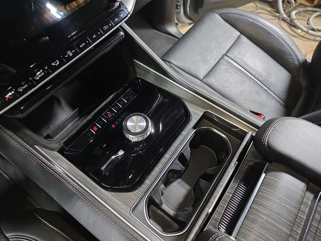 Used 2023 Jeep Wagoneer L Series II image 28