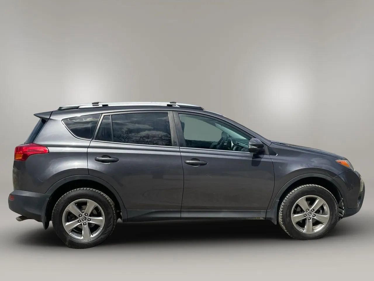 Used 2014 Toyota RAV4 XLE image 6