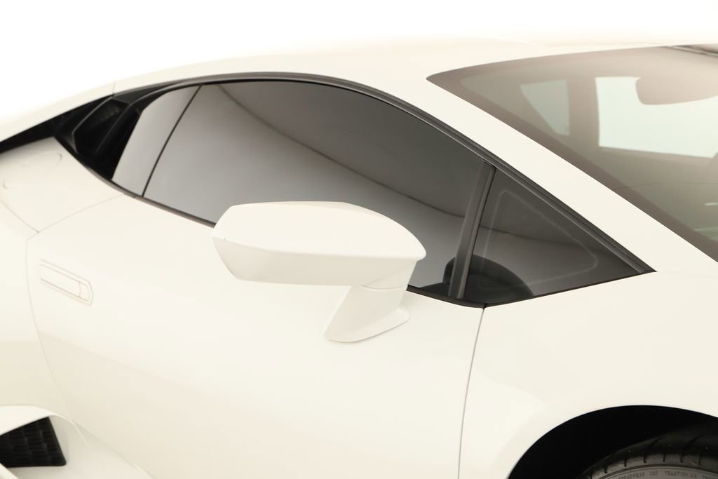 Used 2019 Lamborghini Huracan LP 580-2 image 34