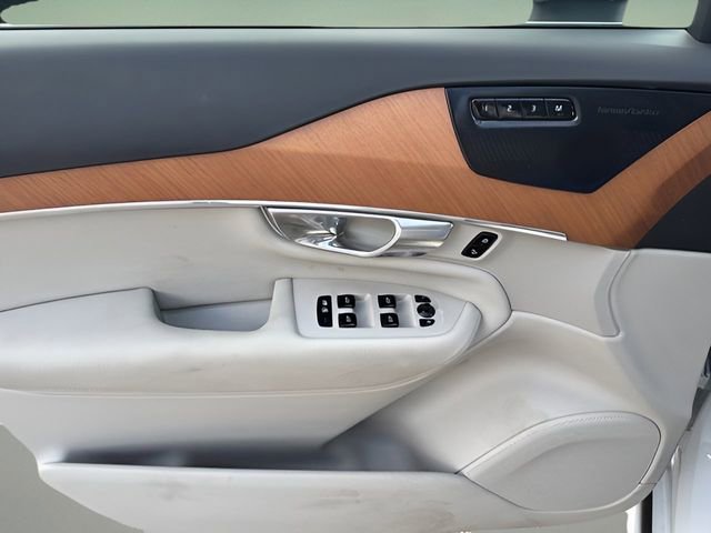 Used 2022 Volvo XC90 T8 Inscription Expression w/ Advanced Package image 15