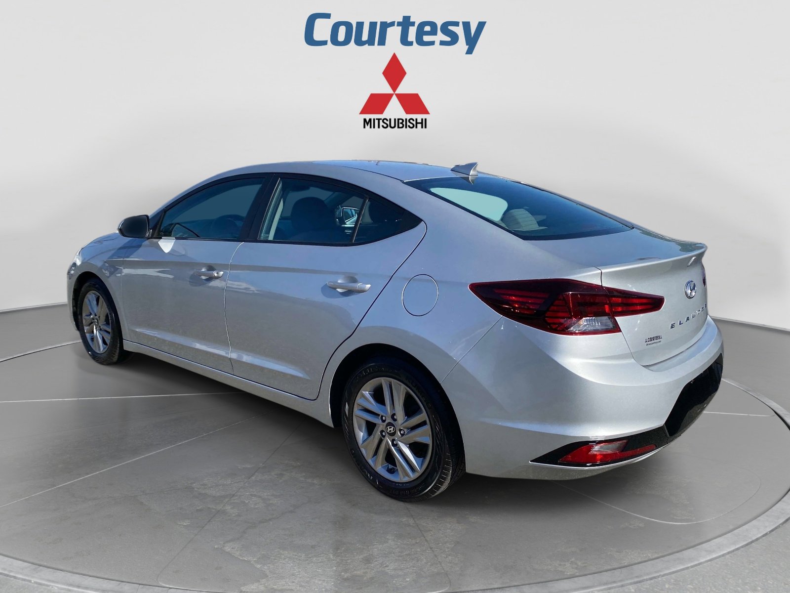 Used 2019 Hyundai Elantra SEL FWD image 3