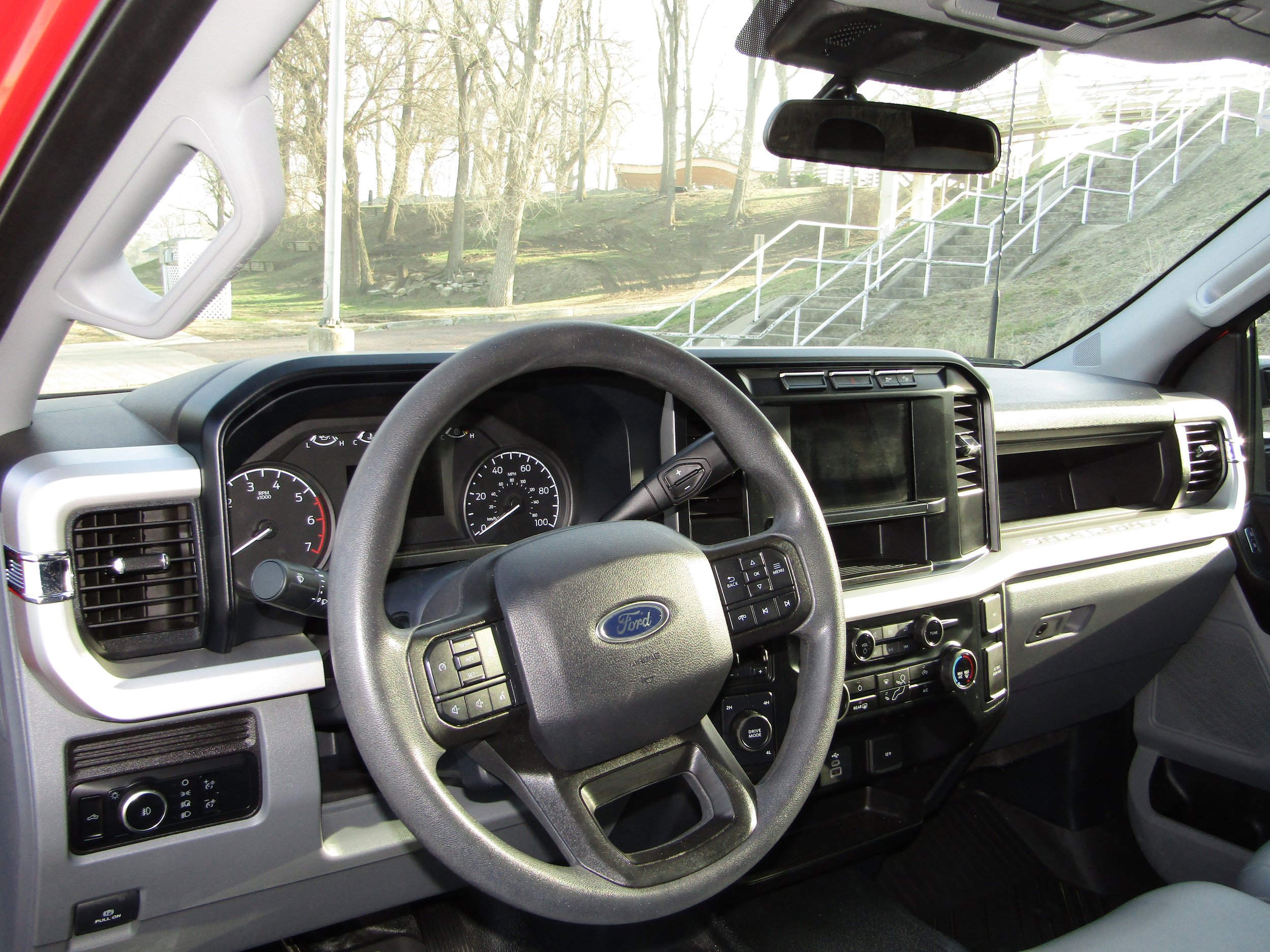 Used 2024 Ford F350 XL w/ FX4 Off-Road Package image 14