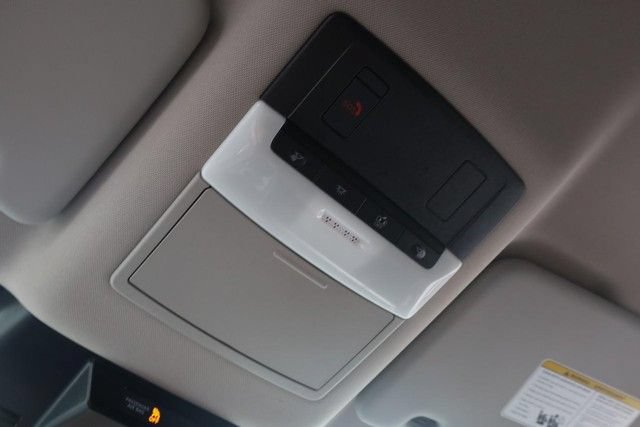 Certified 2025 Nissan Rogue SV FWD image 16