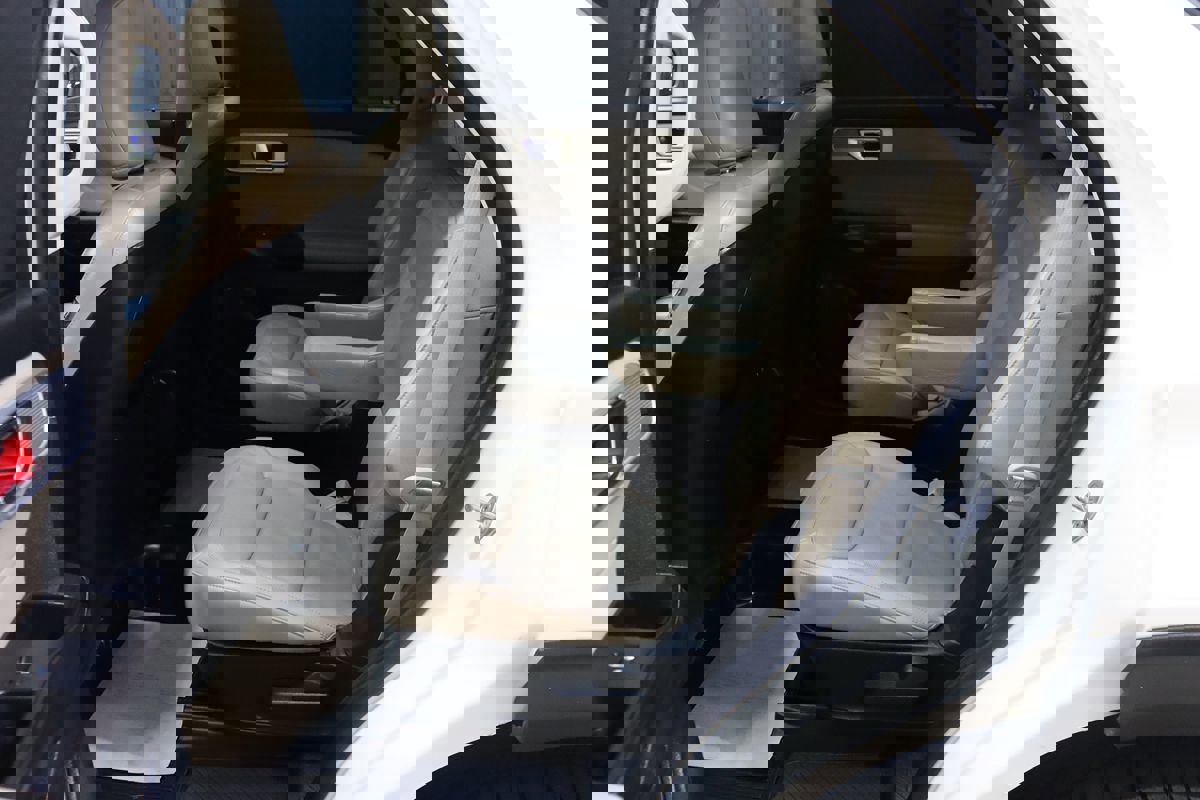 Used 2020 Ford Explorer Limited AWD/4WD image 64