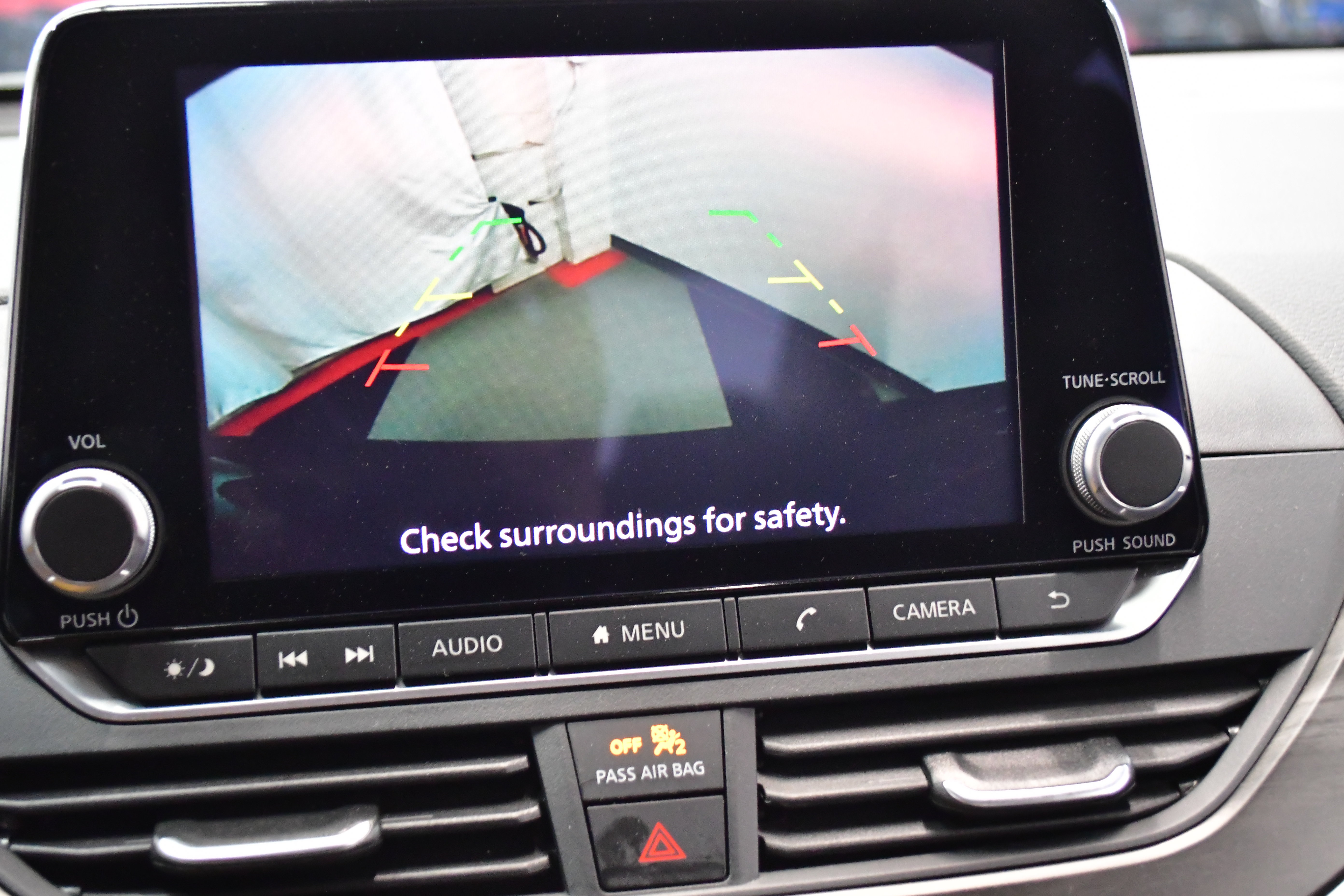 Used 2025 Nissan Altima 2.5 SV FWD image 24